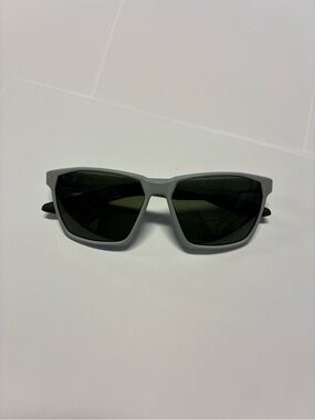Nike Men's Gray Frame Sunglasses made in Italy